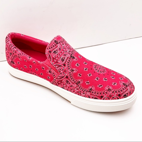 🆕{Steve Madden} Coulter Red Paisley Print Slip-On Sneakers - Picture 4 of 16